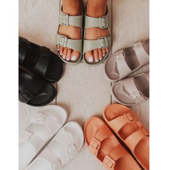 !! NEW !! Lightweight Double Buckle Sandals – Sage Green - Picture 10 of 10